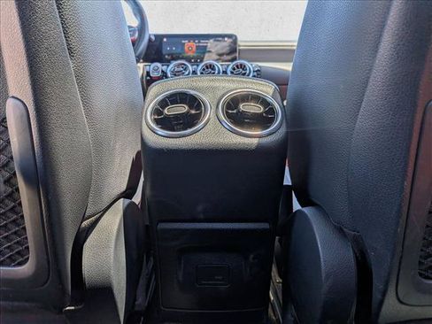 Certified 2022 Mercedes-Benz CLA 35 AMG 4MATIC image 17