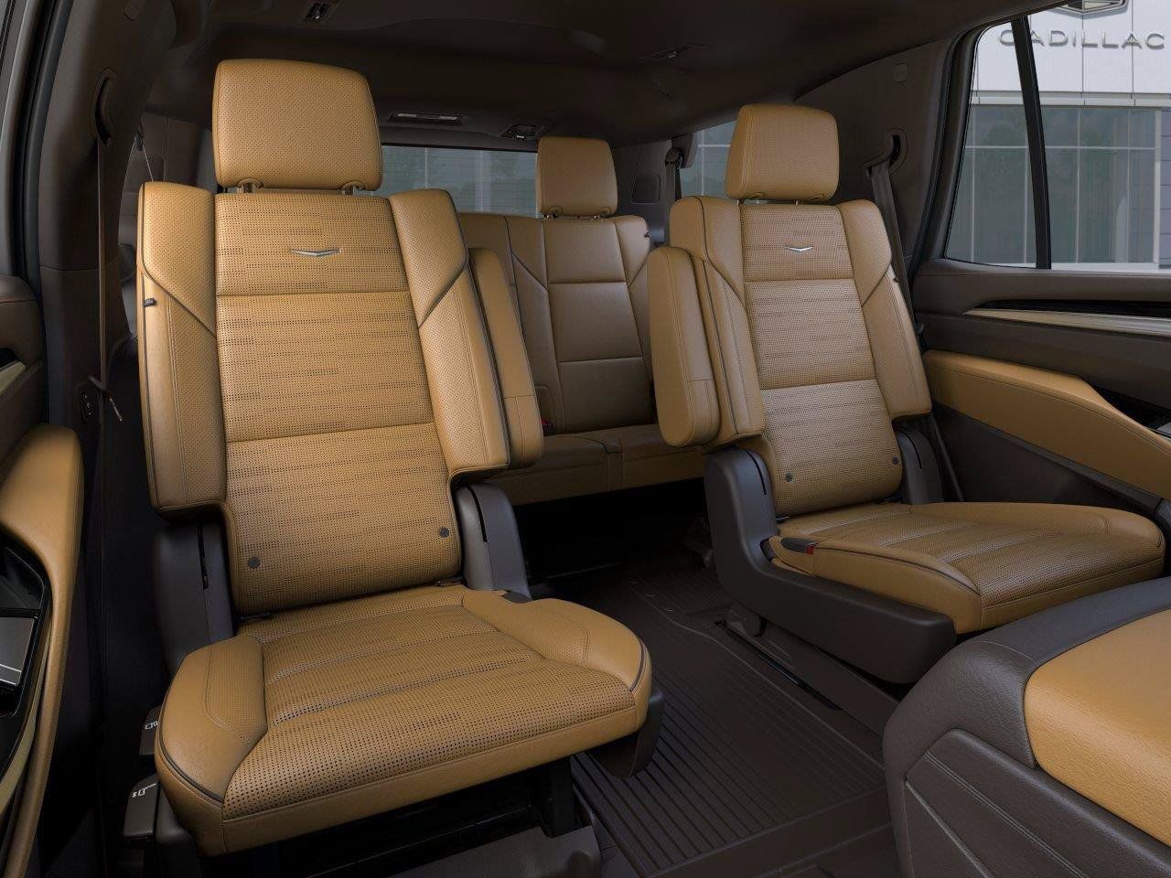 Used 2026 Cadillac Escalade Luxury w/ Touring Package AWD/4WD image 17