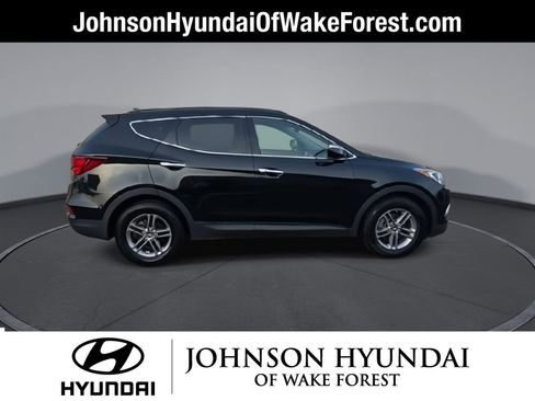 Used 2017 Hyundai Santa Fe Sport image 9