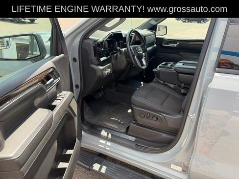 Used 2024 GMC Sierra 1500 Elevation w/ LPO, Elevation Black Package AWD/4WD image 12