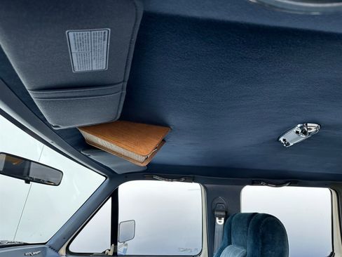 Used 1990 Ford F350 4x4 Crew Cab image 41