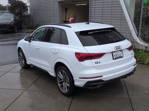 Used 2025 Audi Q3 2.0T Premium w/ Convenience Package image 7