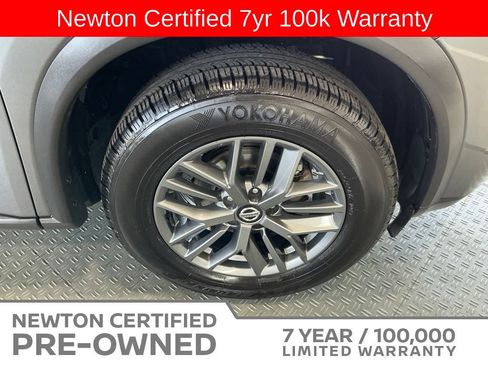 Used 2021 Nissan Rogue S FWD image 41