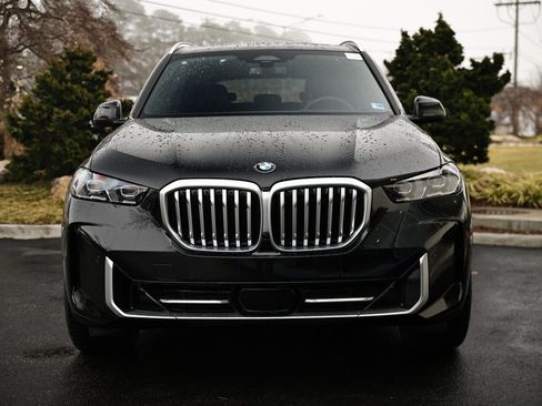 New 2026 BMW X5 xDrive40i w/ Climate Comfort Package image 13