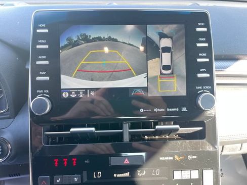 Certified 2022 Toyota Avalon Touring w/ Advanced Safety Package FWD image 21