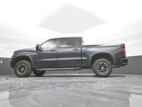Used 2022 Chevrolet Silverado 1500 ZR2 w/ Technology Package AWD/4WD image 45