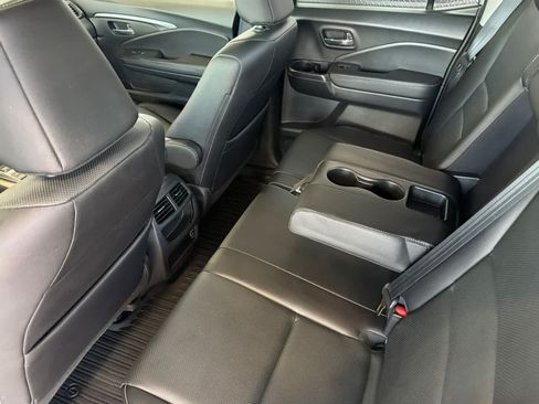 Used 2023 Honda Ridgeline RTL-E image 4