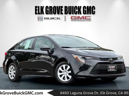 Used 2024 Toyota Corolla LE FWD image 1