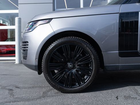 Used 2020 Land Rover Range Rover HSE image 4
