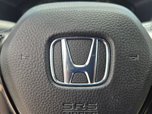 Used 2025 Honda HR-V Sport image 26