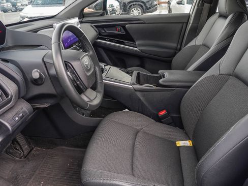Used 2024 Toyota bZ4X FWD w/ Weather Package image 18