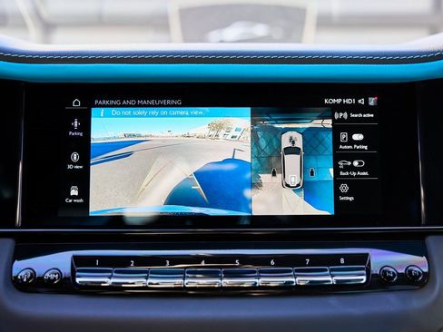 Used 2025 Rolls-Royce Cullinan image 77