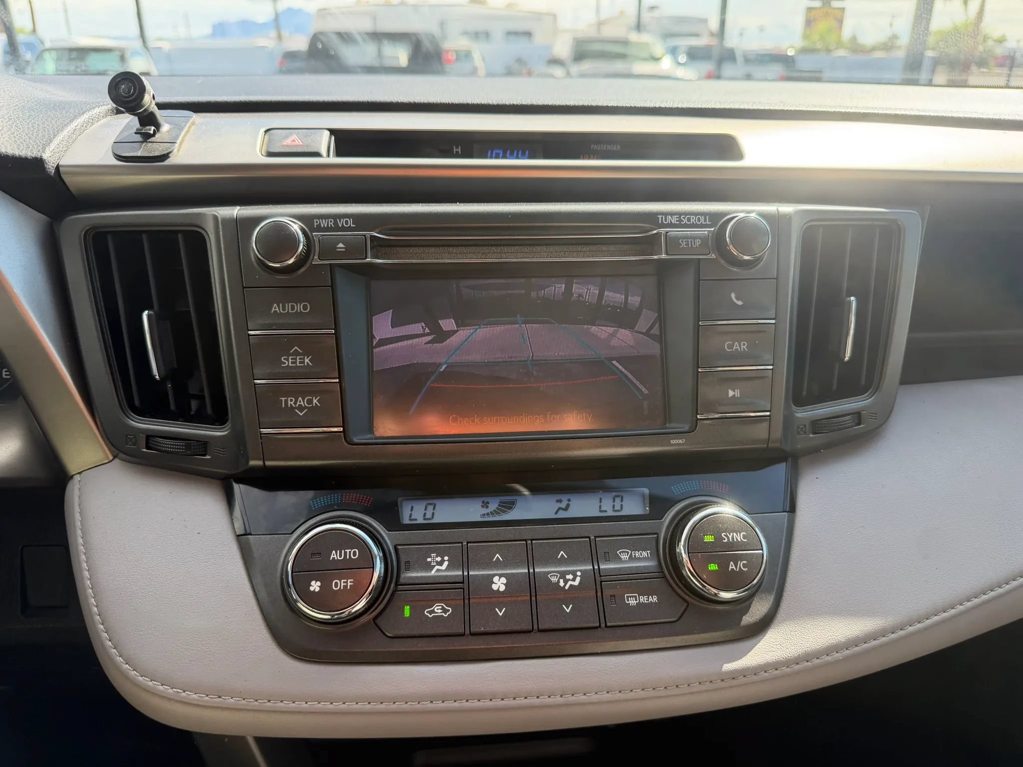 Used 2013 Toyota RAV4 XLE AWD/4WD image 21