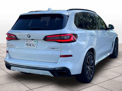 Used 2022 BMW X5 xDrive40i w/ M Sport Package image 14