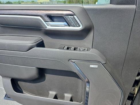 New 2026 Chevrolet Silverado 1500 LTZ w/ LTZ Premium Package AWD/4WD image 28