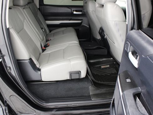 Used 2021 Toyota Tundra SR5 w/ SR5 Leather Package AWD/4WD image 33