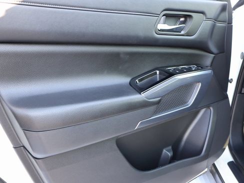 Used 2023 Nissan Pathfinder SL image 20