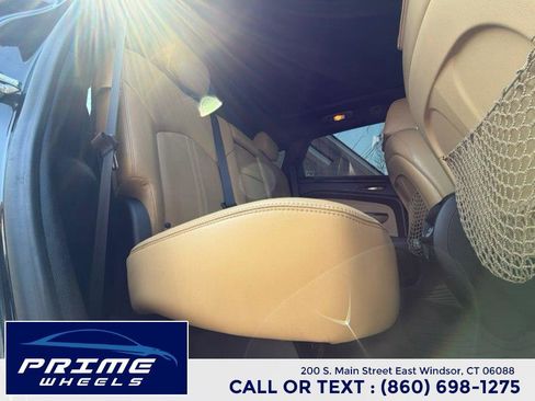 Used 2014 Cadillac SRX Luxury image 16