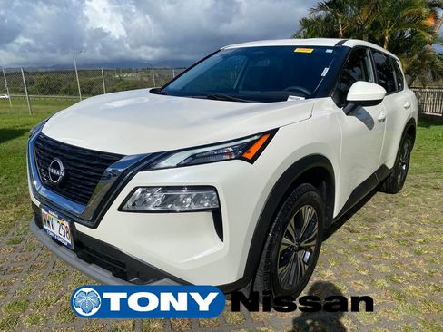 Used 2023 Nissan Rogue SV FWD image 3