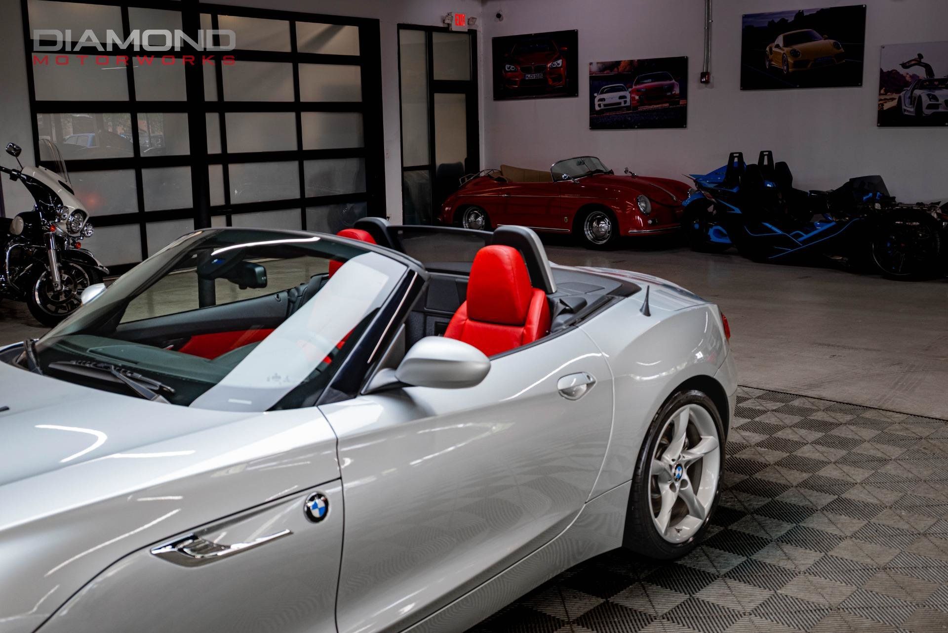 Used 2015 BMW Z4 sDrive35is RWD image 33