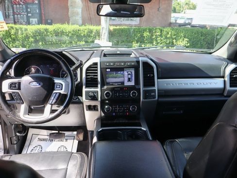 Used 2019 Ford F450 Lariat w/ Lariat Ultimate Package image 24