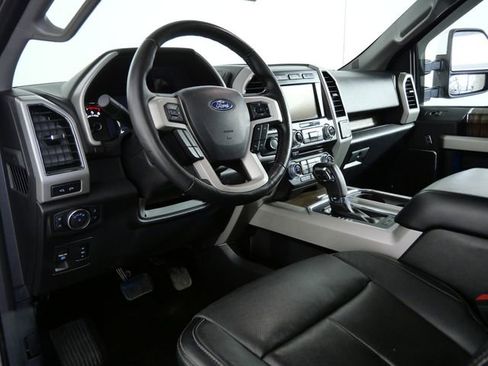 Certified 2018 Ford F150 Lariat w/ Equipment Group 502A Luxury AWD/4WD image 18