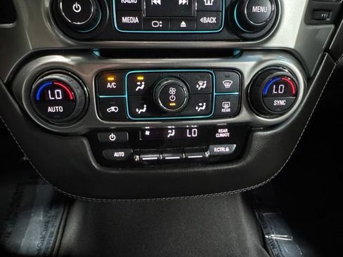 Used 2019 Chevrolet Suburban LS w/ Skid Plate Package AWD/4WD image 20