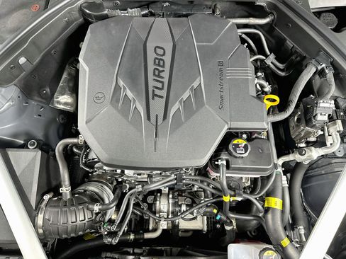 Used 2026 Genesis G70 2.5T RWD image 32