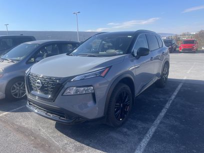 Used 2023 Nissan Rogue SV w/ SV Premium Package
