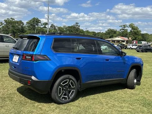 New 2026 Jeep Cherokee Limited AWD/4WD image 9