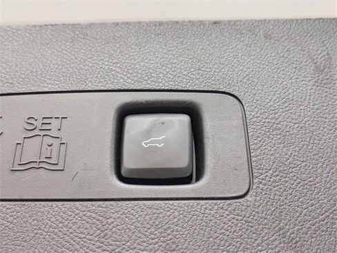 Used 2024 Lincoln Corsair Reserve w/ Equipment Group 201A image 15