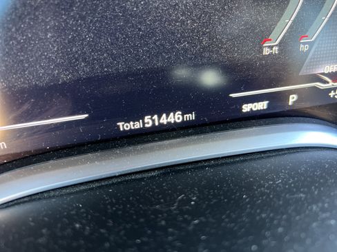 Used 2021 BMW 750i xDrive w/ Executive Package image 21