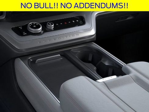 New 2026 Ford Expedition Active image 16