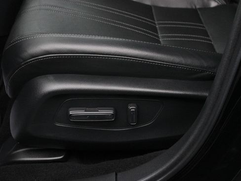 Used 2025 Honda HR-V EX-L image 13