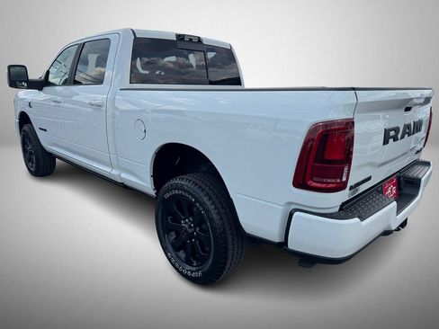 New 2026 RAM 2500 Laramie AWD/4WD image 4