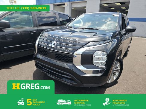 Used 2022 Mitsubishi Outlander ES FWD image 1