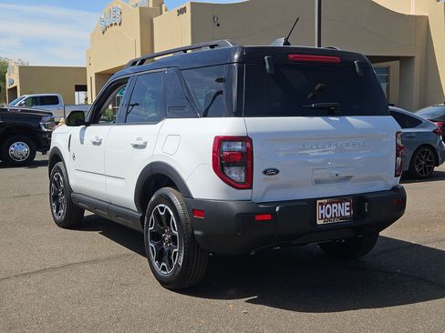 Used 2025 Ford Bronco Sport Outer Banks AWD/4WD image 8