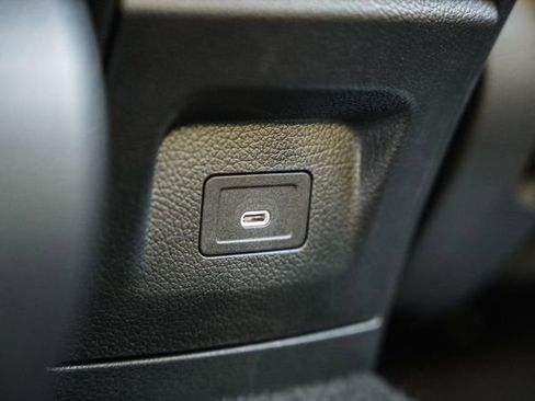 New 2025 Mercedes-Benz CLA 35 AMG 4MATIC image 32