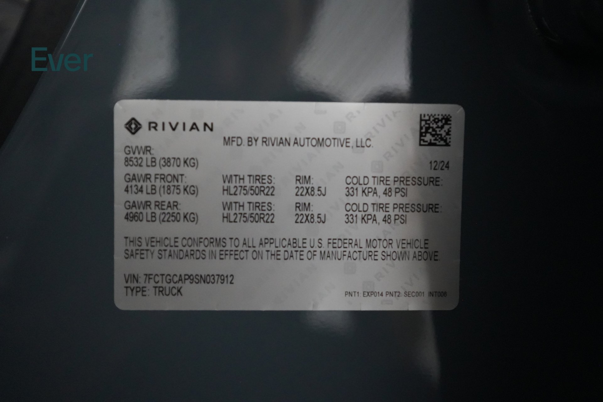 Used 2025 Rivian R1T Premium Tri AWD/4WD image 27