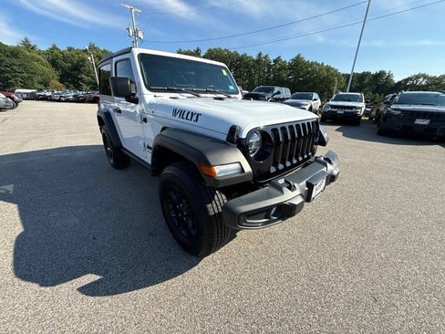 Used 2022 Jeep Wrangler Sport AWD/4WD image 7