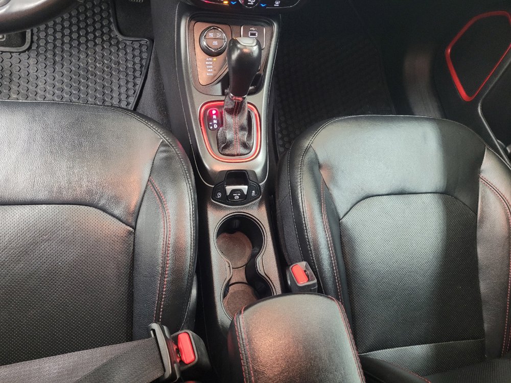 Used 2019 Jeep Compass Trailhawk w/ Leather Interior Group AWD/4WD image 26