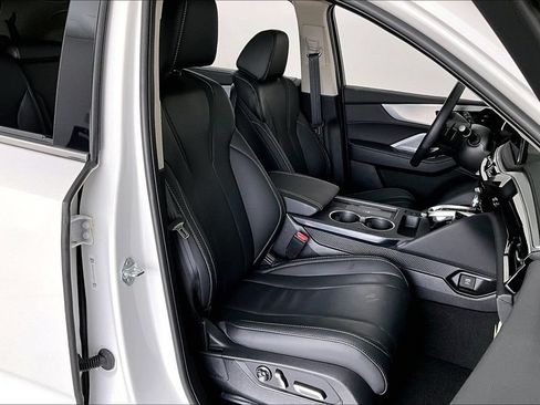 Certified 2026 Acura MDX FWD w/ Technology Package image 9