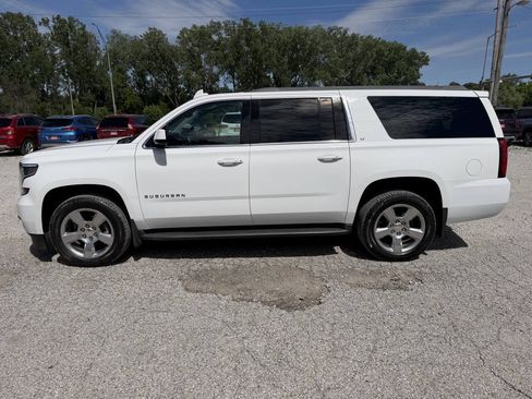 Used 2016 Chevrolet Suburban LT AWD/4WD image 6