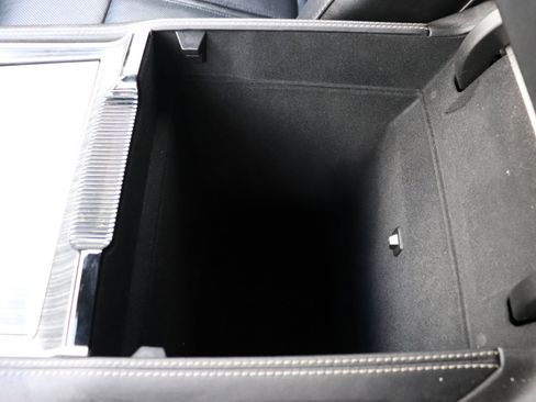 Used 2024 Jeep Wagoneer L Series II w/ Flexible Seating Group image 51