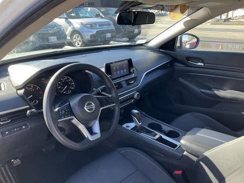 Used 2022 Nissan Altima 2.5 S image 16