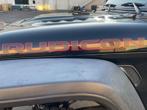 Used 2021 Jeep Wrangler Unlimited Rubicon AWD/4WD image 10