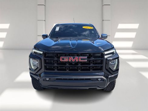 Used 2024 GMC Canyon Elevation w/ Convenience Package image 2