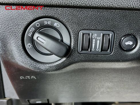 Used 2022 Dodge Charger SXT RWD image 13
