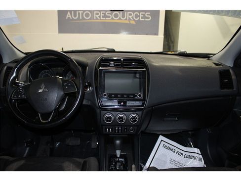Used 2020 Mitsubishi Outlander Sport SE image 14