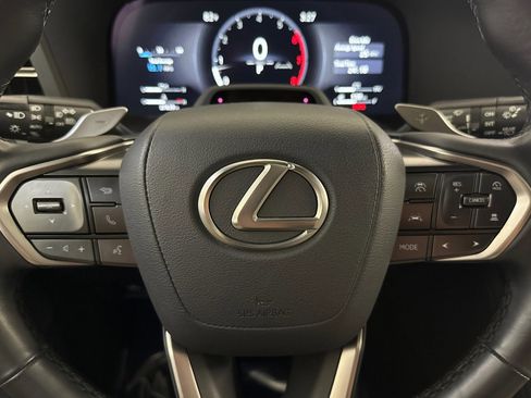 Used 2024 Lexus GX 550 w/ Accessory Package (31) AWD/4WD image 17